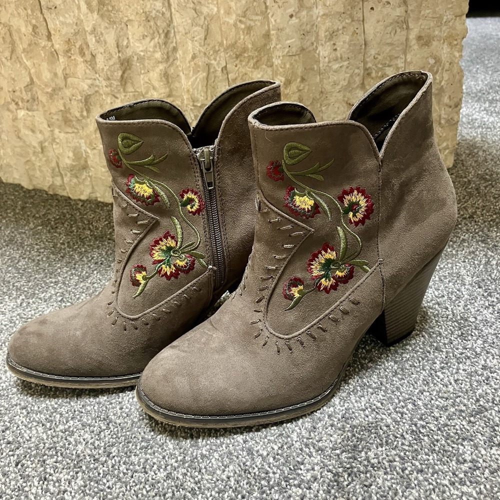 MIA Women's Melrose Ankle Boots Sz 8.5‎ Olive Green Suede Embroidered Western